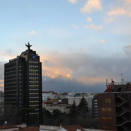 Hotel Serrano-3